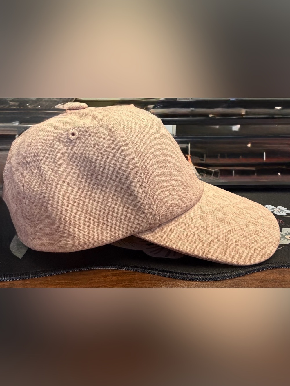 Michael Kors Blush Pink Logo Baseball Cap - Picture 2 of 4